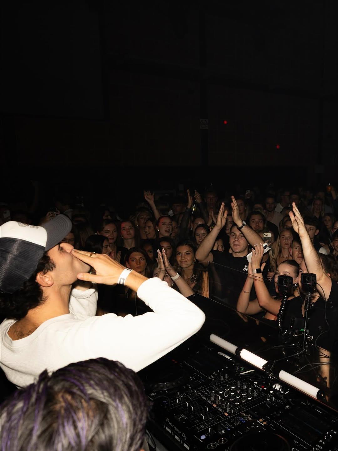 WhatsApp Image 2026-01-14 at 14.39.46 (1)